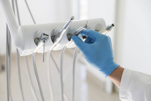 Professional Emergency Dentist technician working in Collinsville, TX